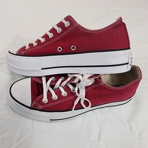 Red CTAS Lift Women's size 9